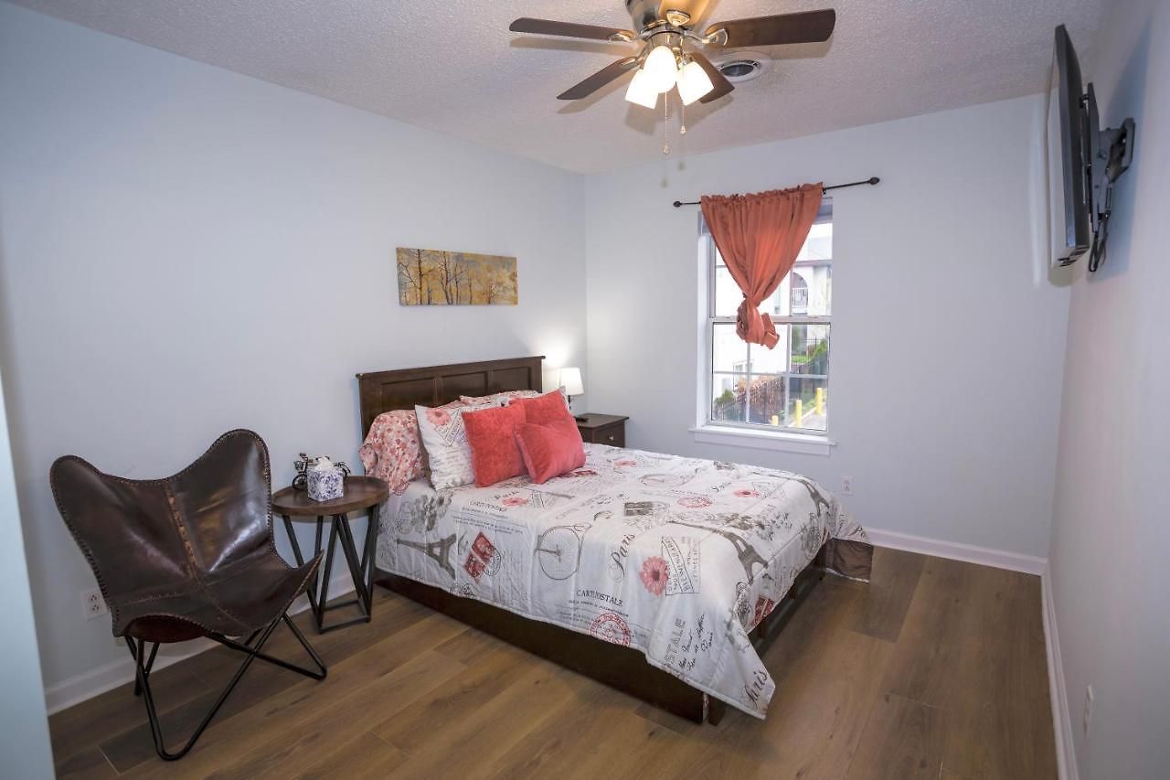Apartment Elegant 3 Bedroom With Free Parking And Balcony *