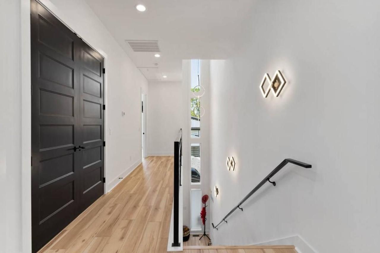 Luxurious 4bd Sleeps 12 Minutes To Downtown With Parking Nashville