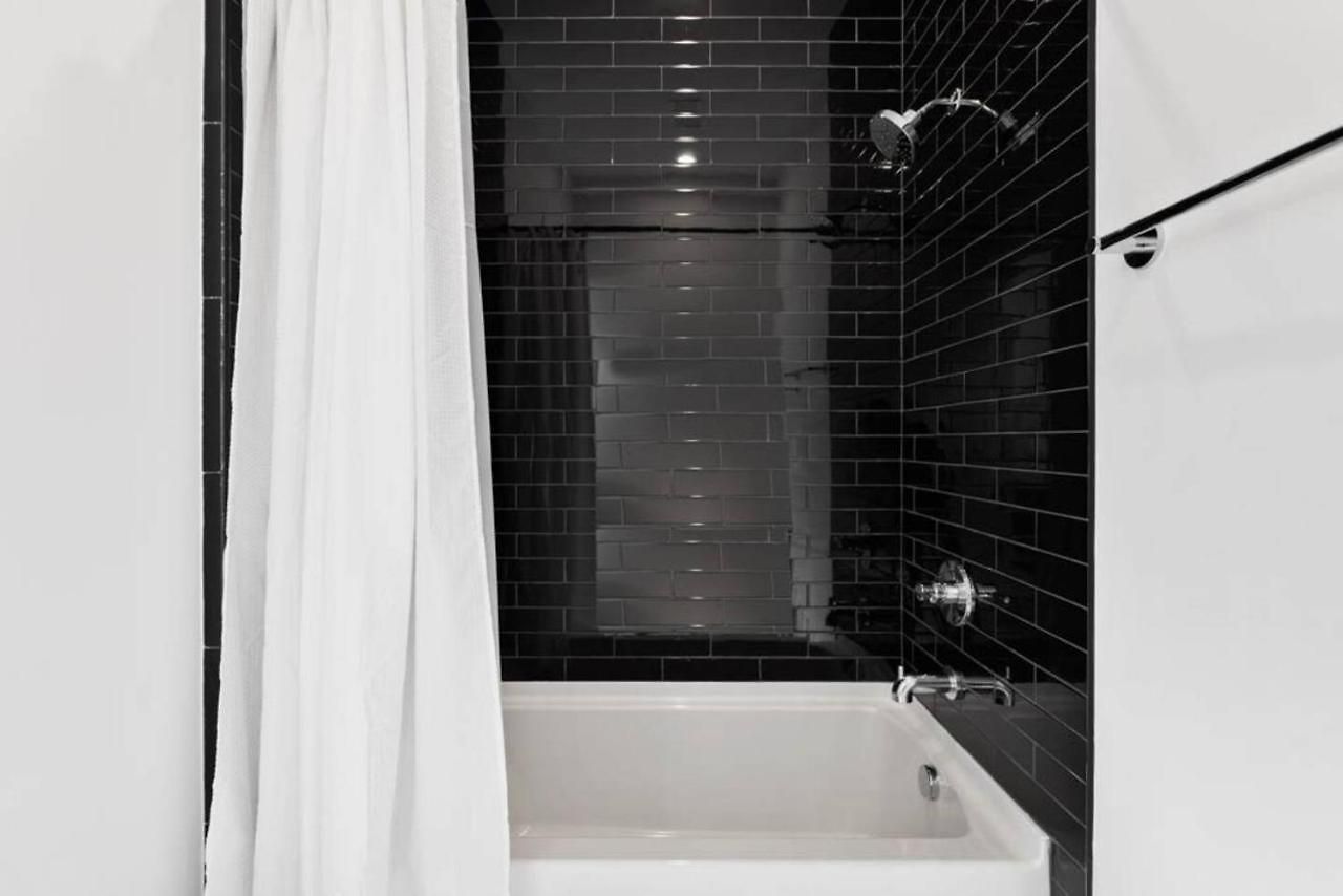 Holiday home Luxurious 4bd Sleeps 12 Minutes To Downtown With Parking Nashville
