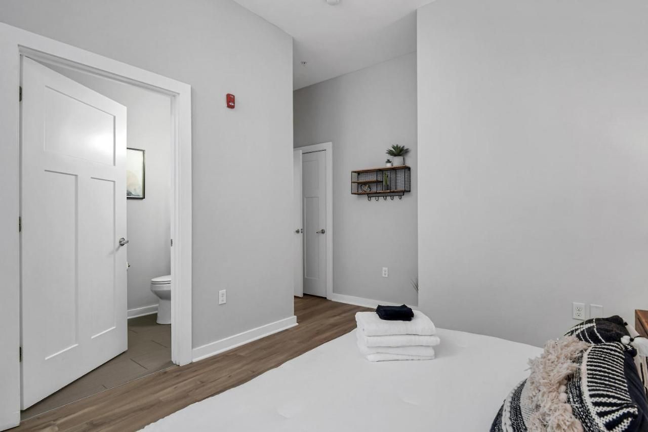 1st Floor & No Steps By Vanderbilt, Belmont & Food Holiday home