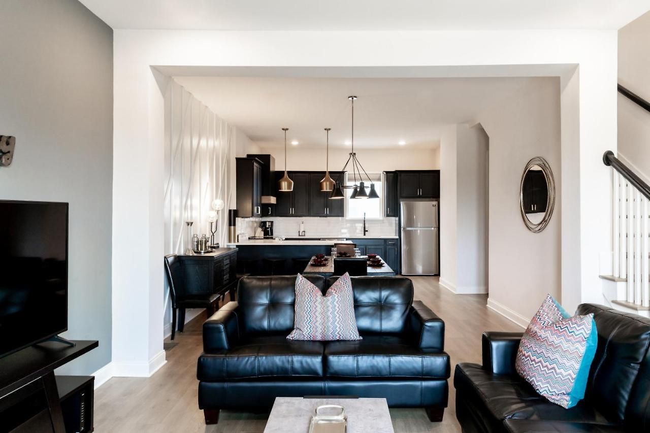 Diamond Retreat Townhome With Garage 3 Mi To Downtown Holiday home Nashville
