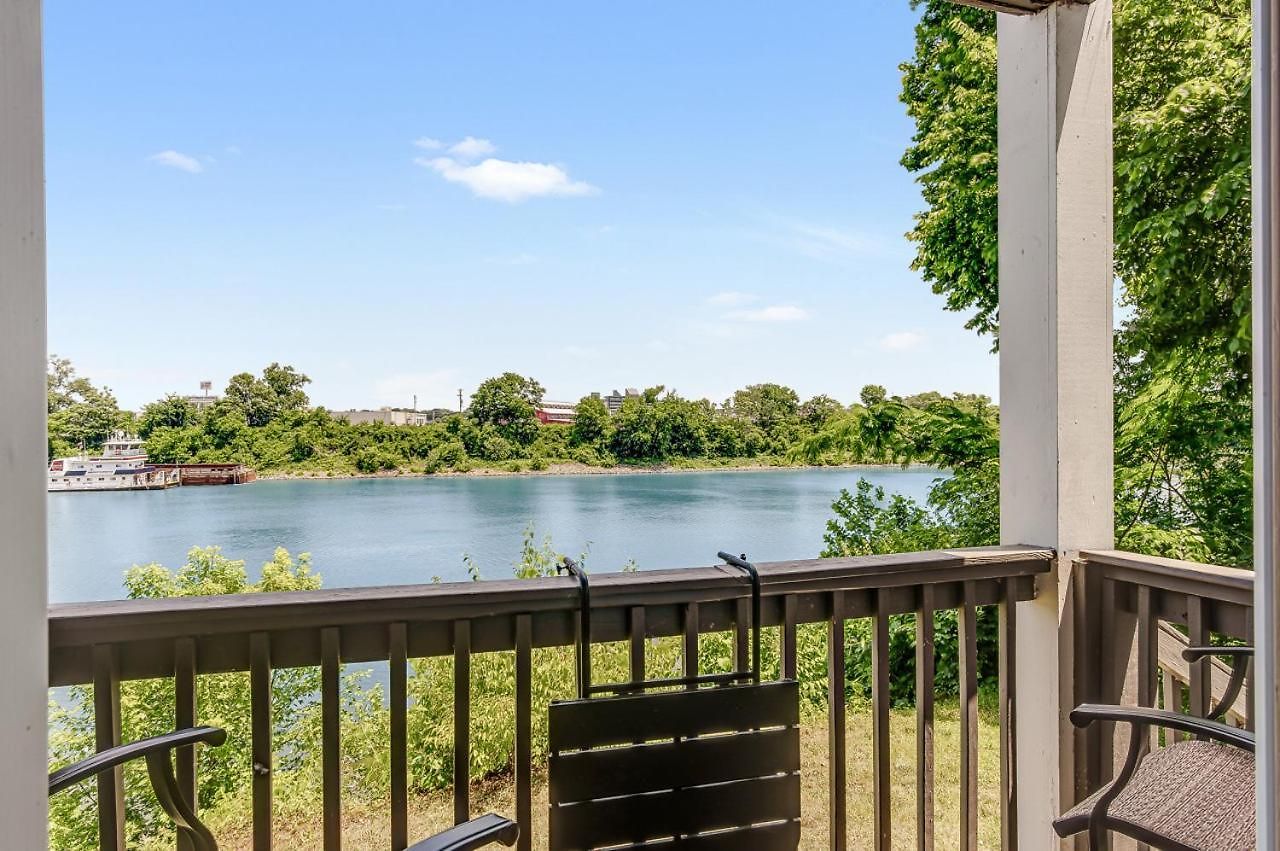 Riverfront View Near Downtown, Walk To Restaurants * Nashville