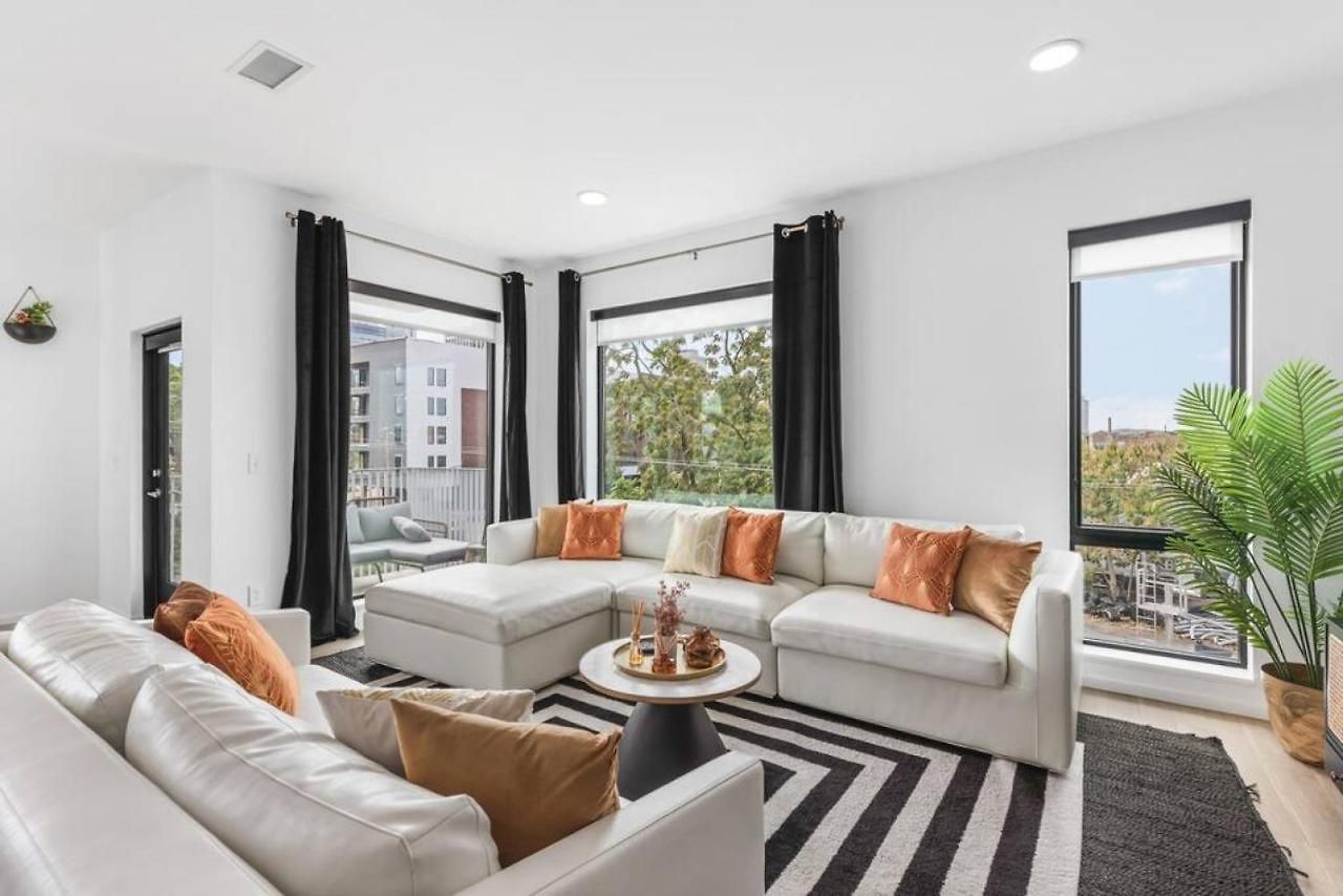 Apartment Oasis On The River With Garage Walk To Downtown Nashville