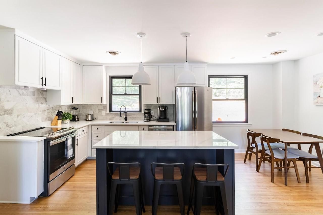 Spacious In A Quiet Neighborhood