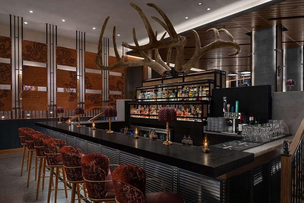 Fraye Curio Collection By Hilton Hotel