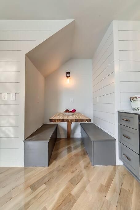 Nashville's Broadway: Your Spacious Holiday home