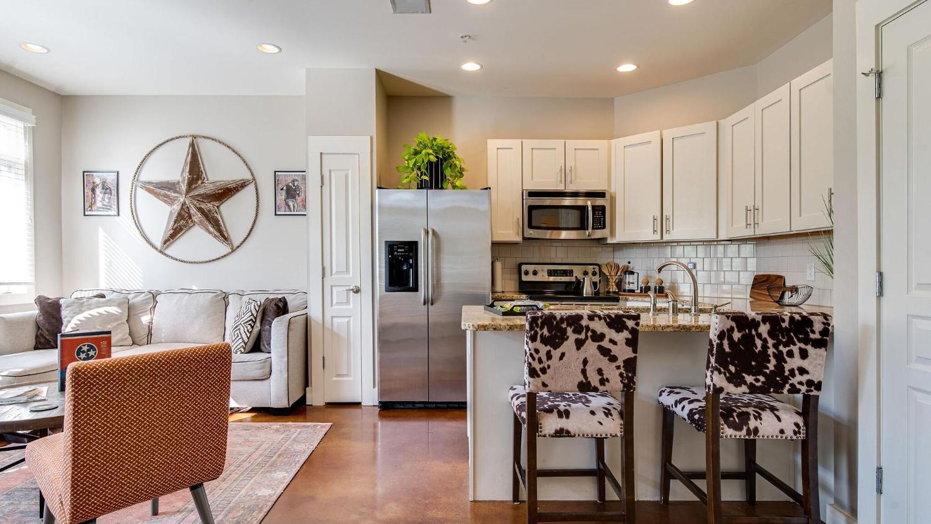 Modern 3-story West End - Free 2-car Garage Apartment *