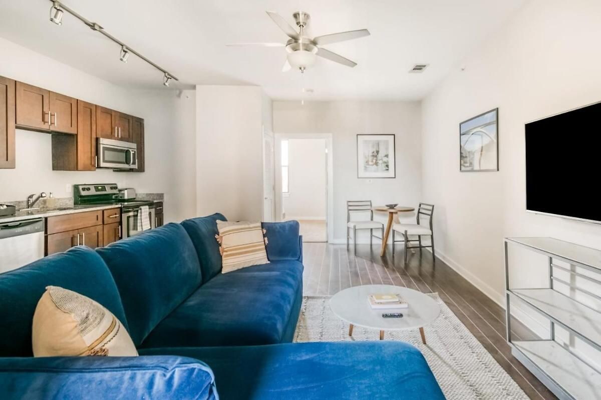 Apartment Two Cozysuites Classy Music Row