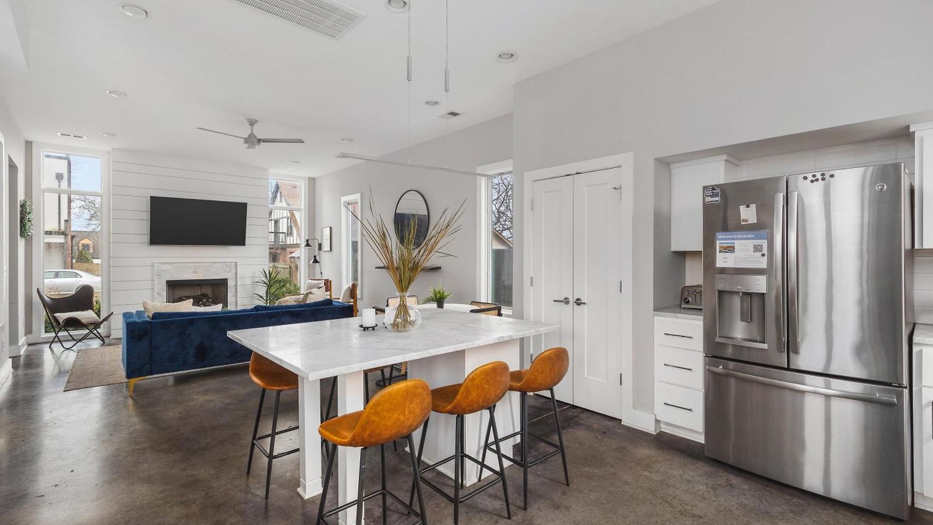 Modern Luxury Rooftop Deck, 3 Mi To Downtown *