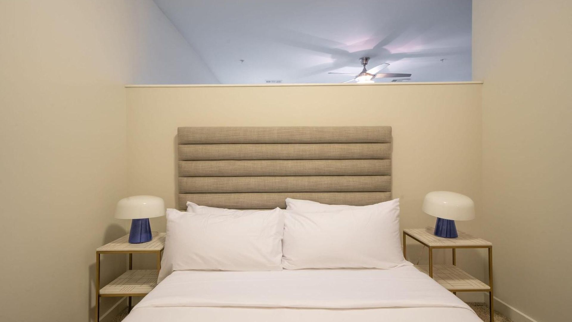 Apartment Cozysuites Music Row Astonishing Sdo Nashville! 23