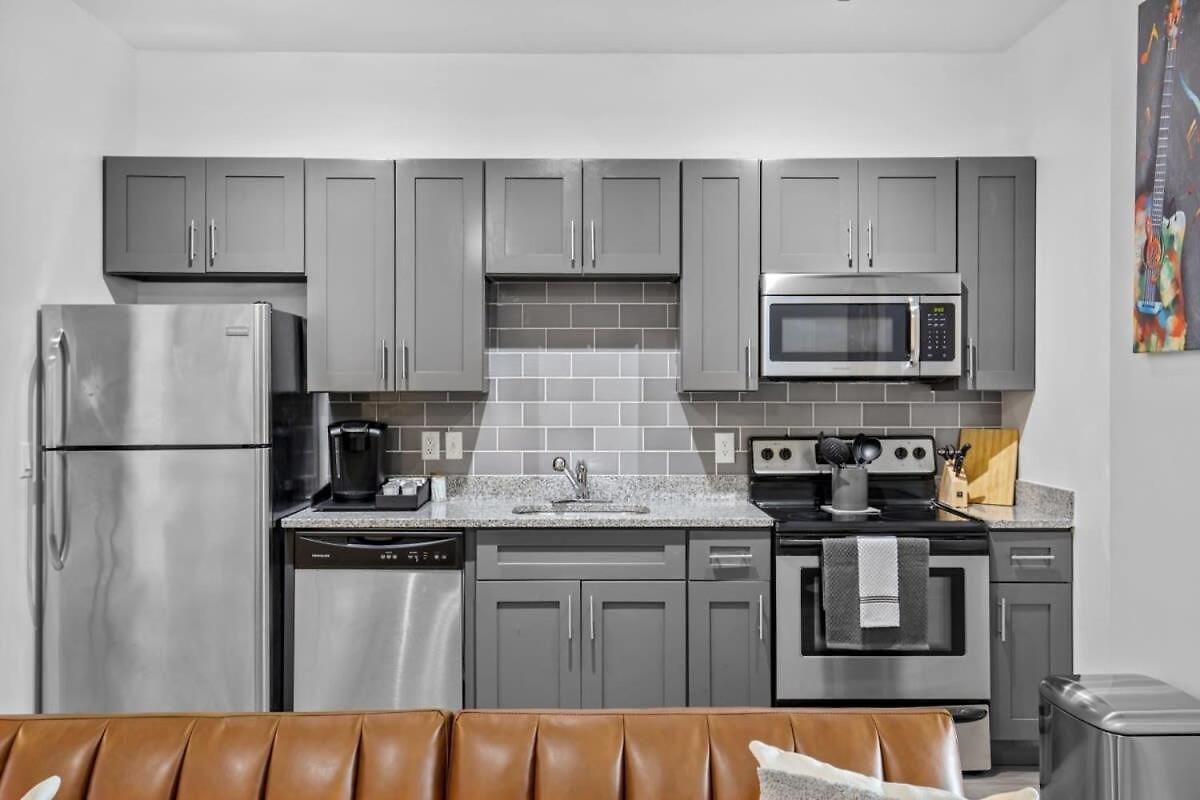 Cozysuites Music Row Spacious 1br Nashville! 56 Apartment *