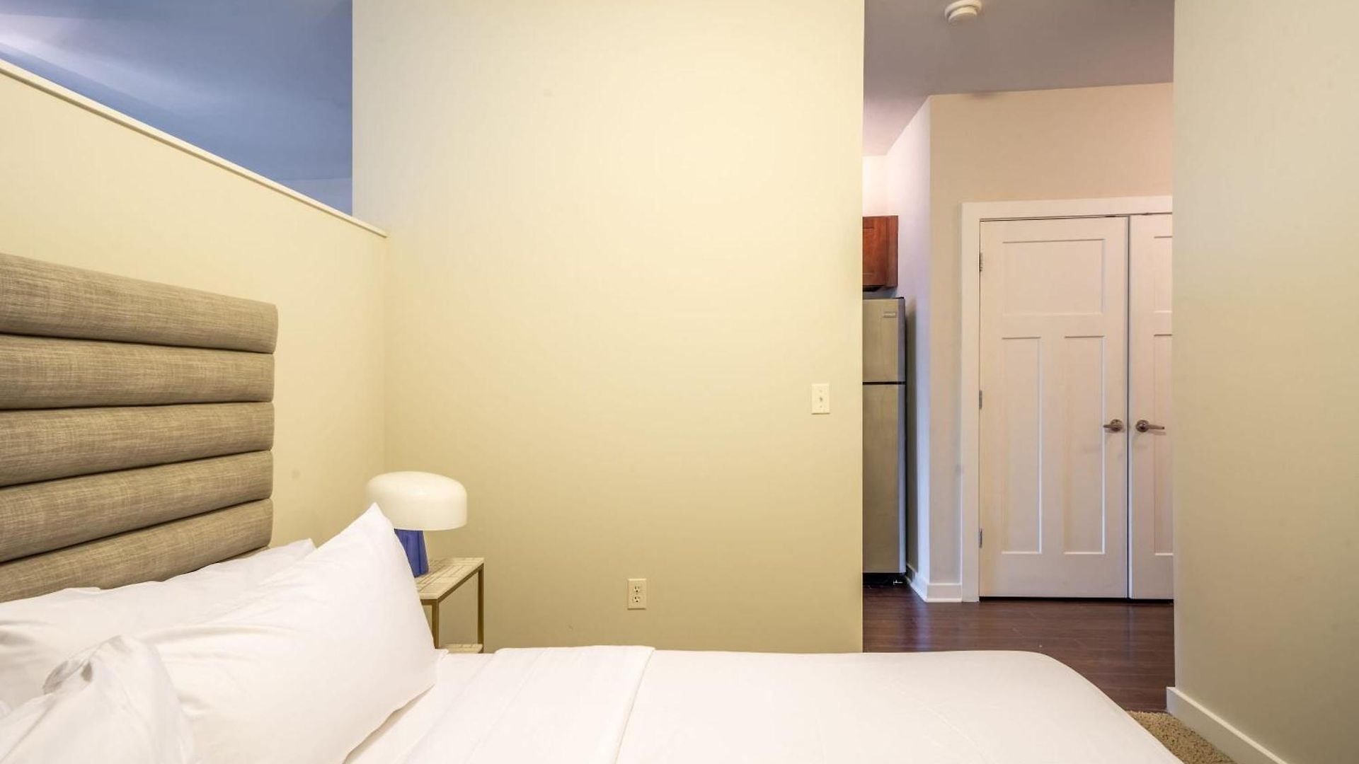 Apartment Cozysuites Music Row Astonishing Sdo Nashville! 23 Nashville