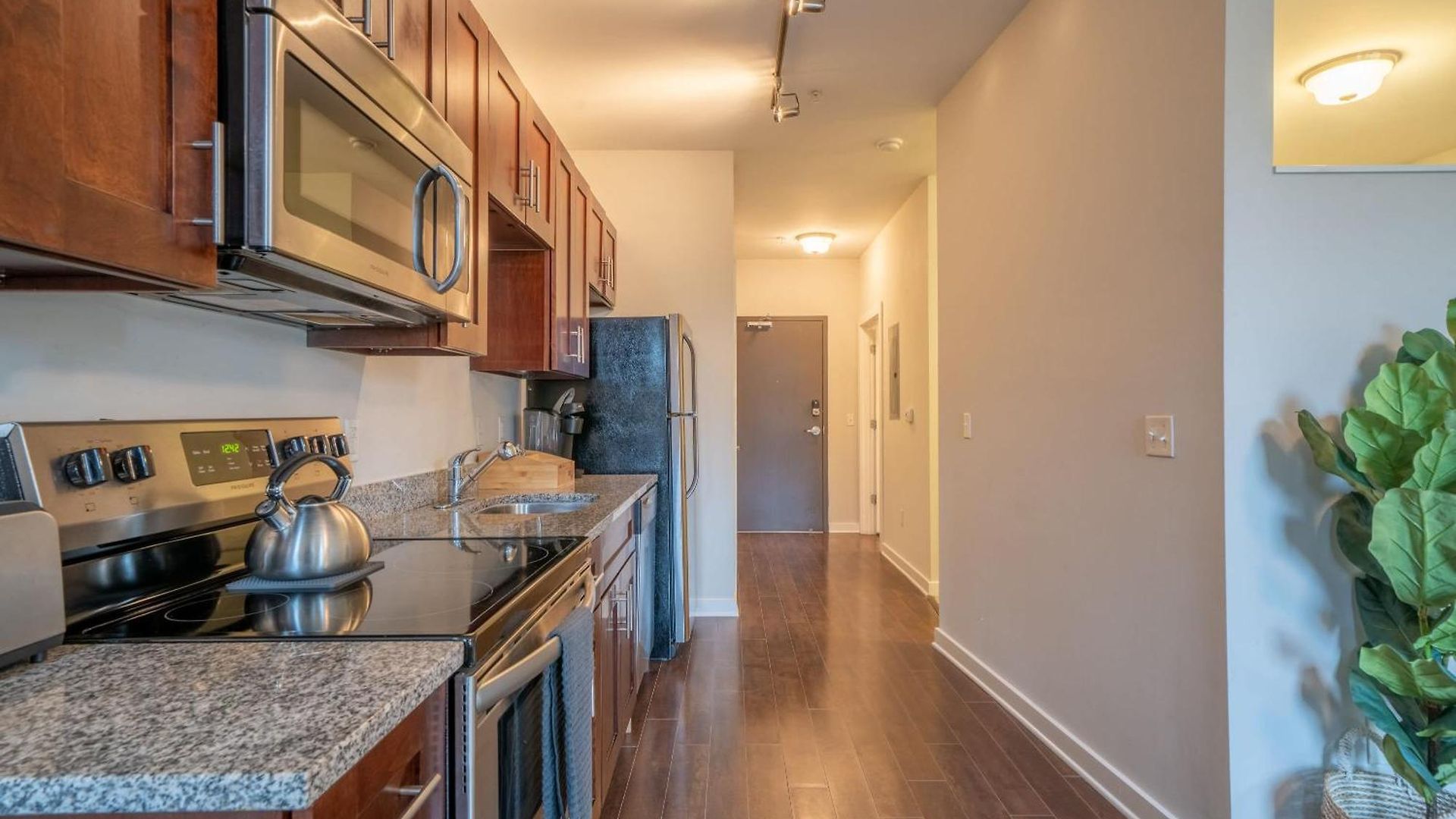 Cozysuites Music Row Astonishing Sdo Nashville! 23