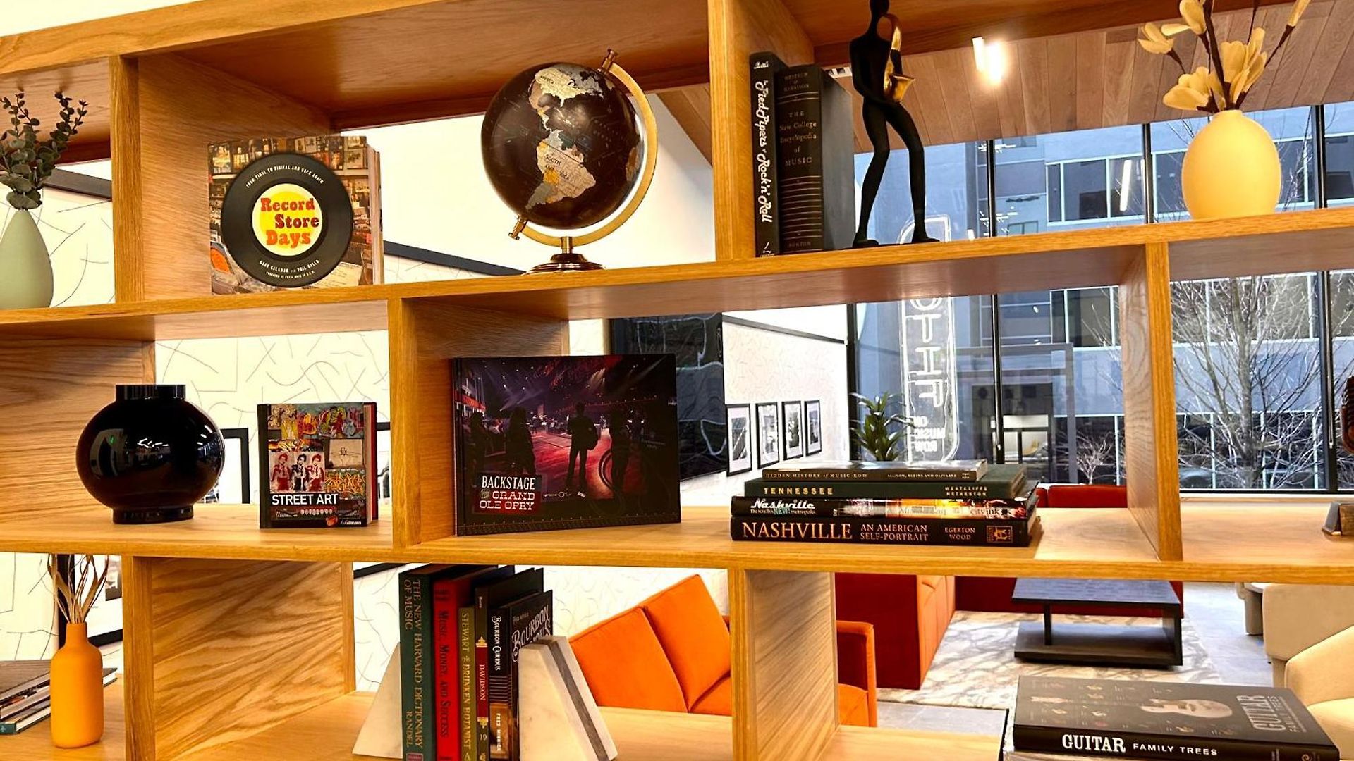 Motif Nashville's On Music Row 4*