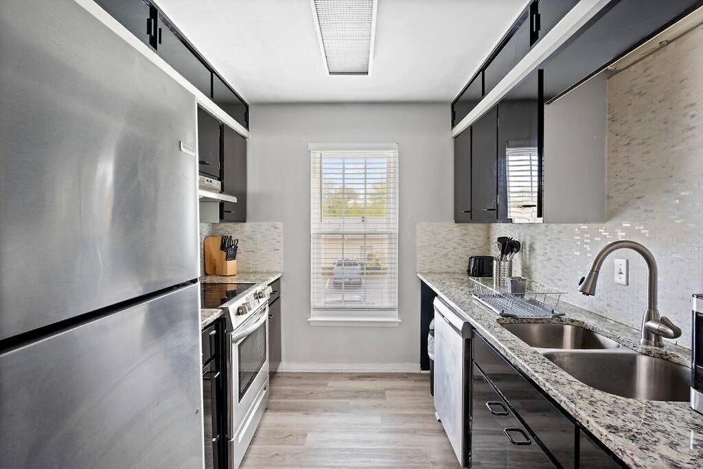 Apartment Lovely 1 Bedroom Located In Greenhills. Nashville