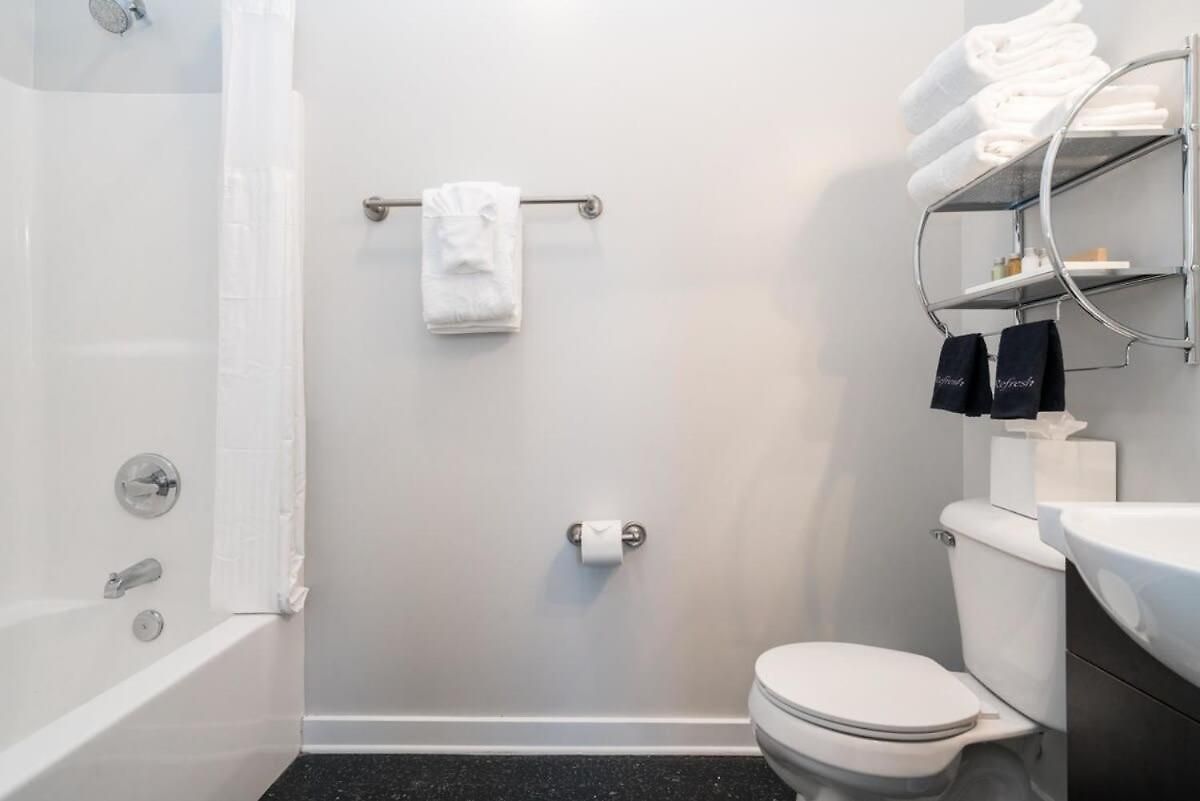 Apartment Cozysuites Music Row Stunning 2br In Nashville! 35 Nashville