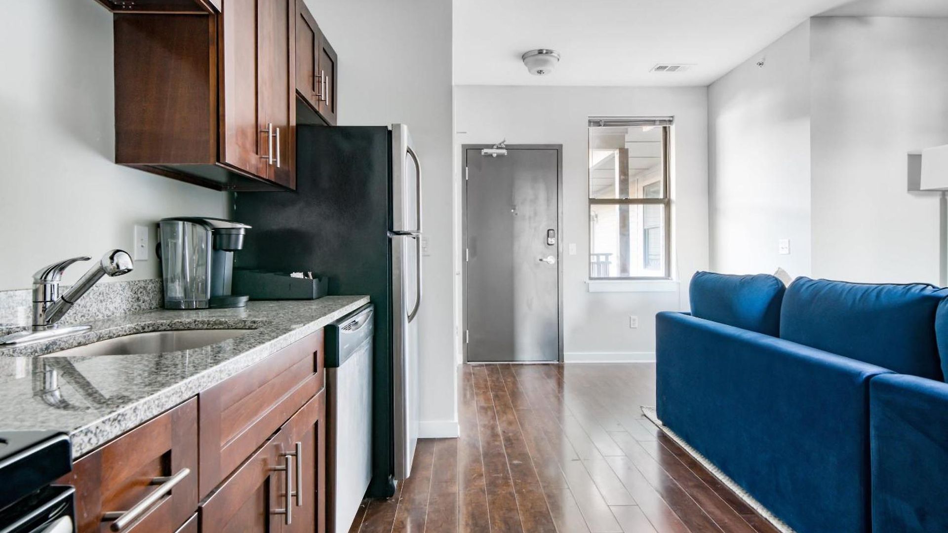 Apartment Cozysuites Music Row Charming 1br Free Parking 34