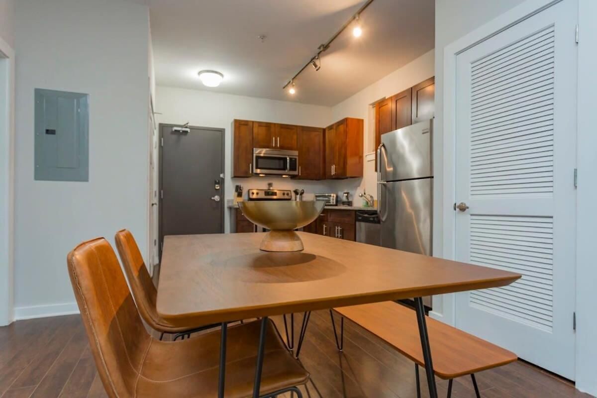 Cozysuites Music Row Stylish 2br In Nashville! 44 Apartment