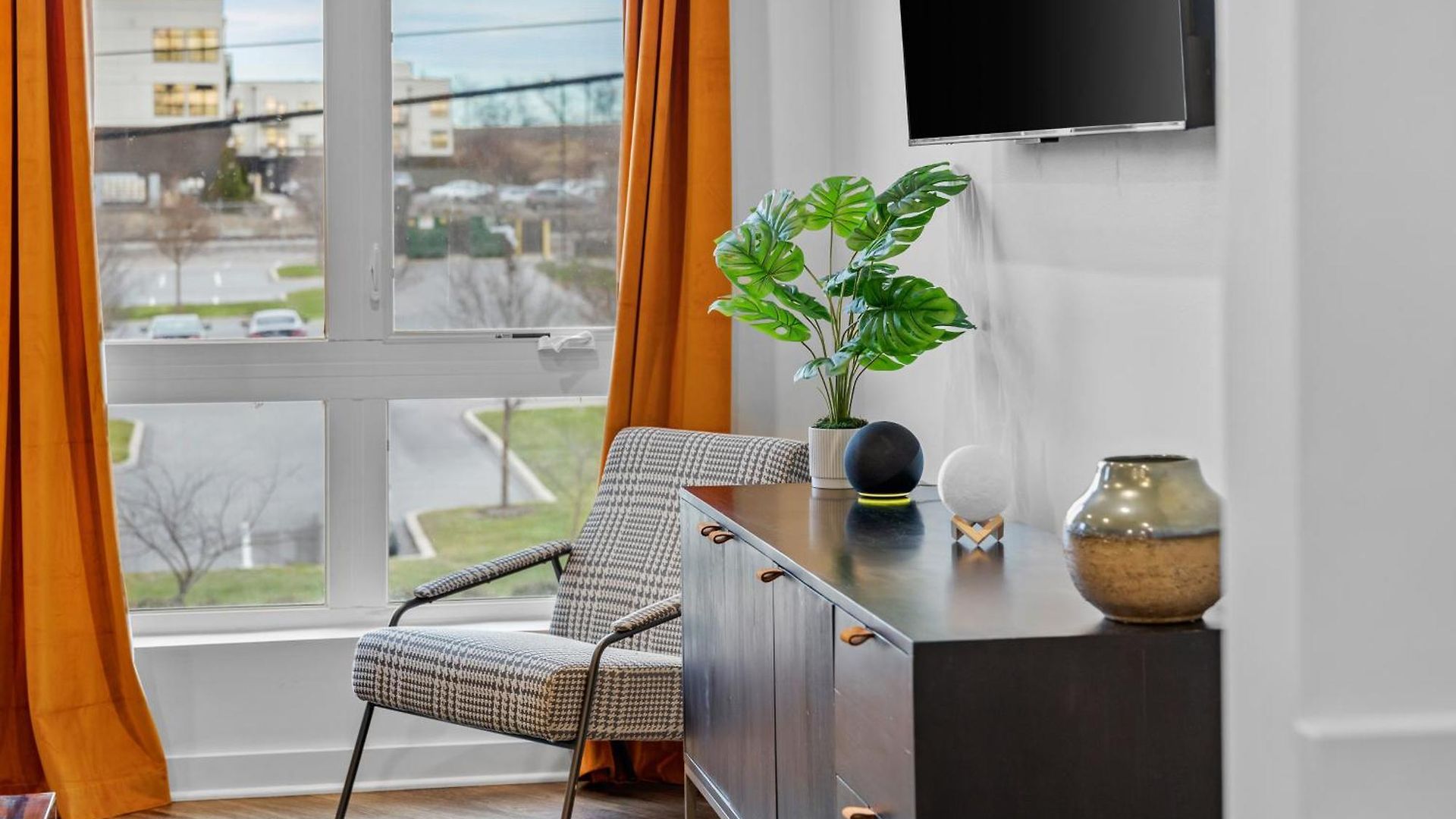 Apartment Modern, Free Parking, Walk To Everything Nashville