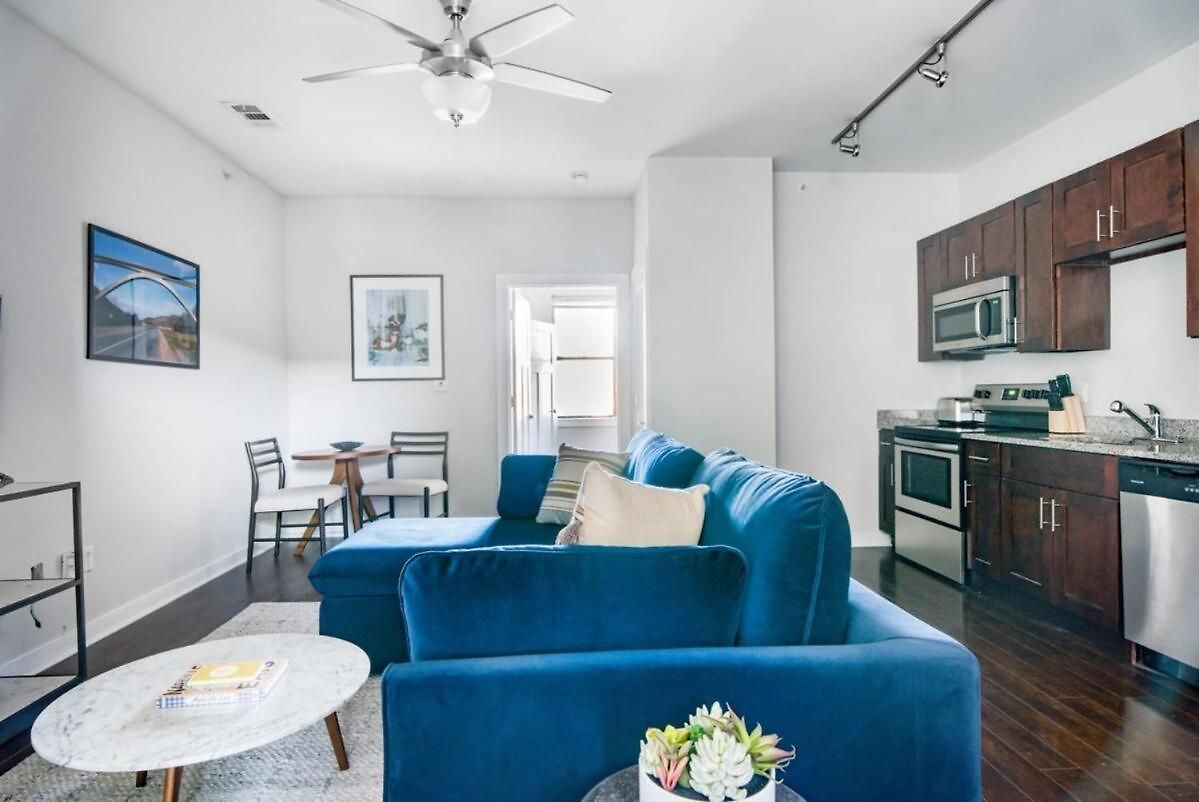 Cozysuites Two Charming Music Row Apartment Nashville