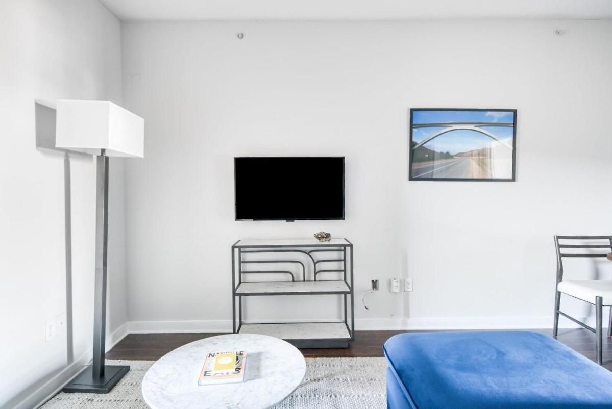 Cozysuites Two Charming Music Row *