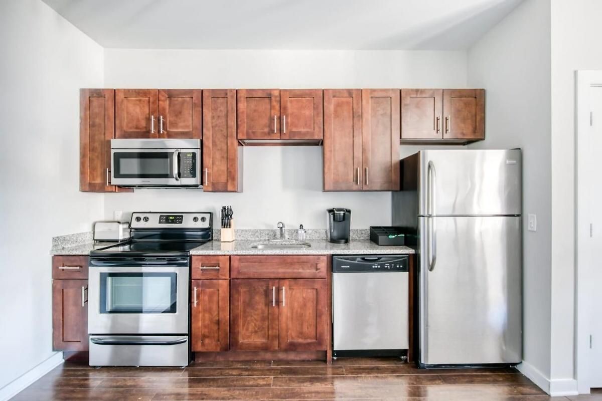 Apartment Two Cozysuites Modern Music Row Nashville