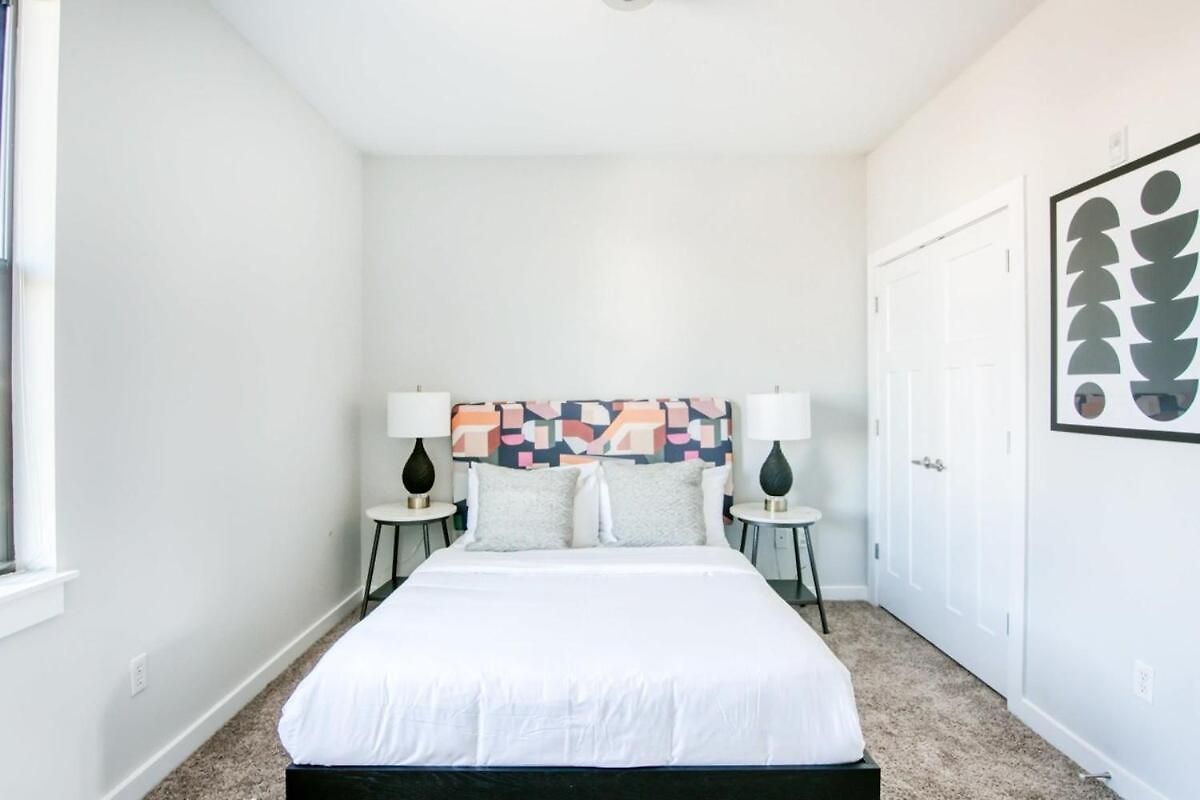 Apartment Cozysuites Two Modern Music Row