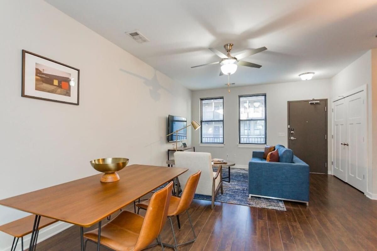 Cozysuites Two Alluring Music Row Apartment *