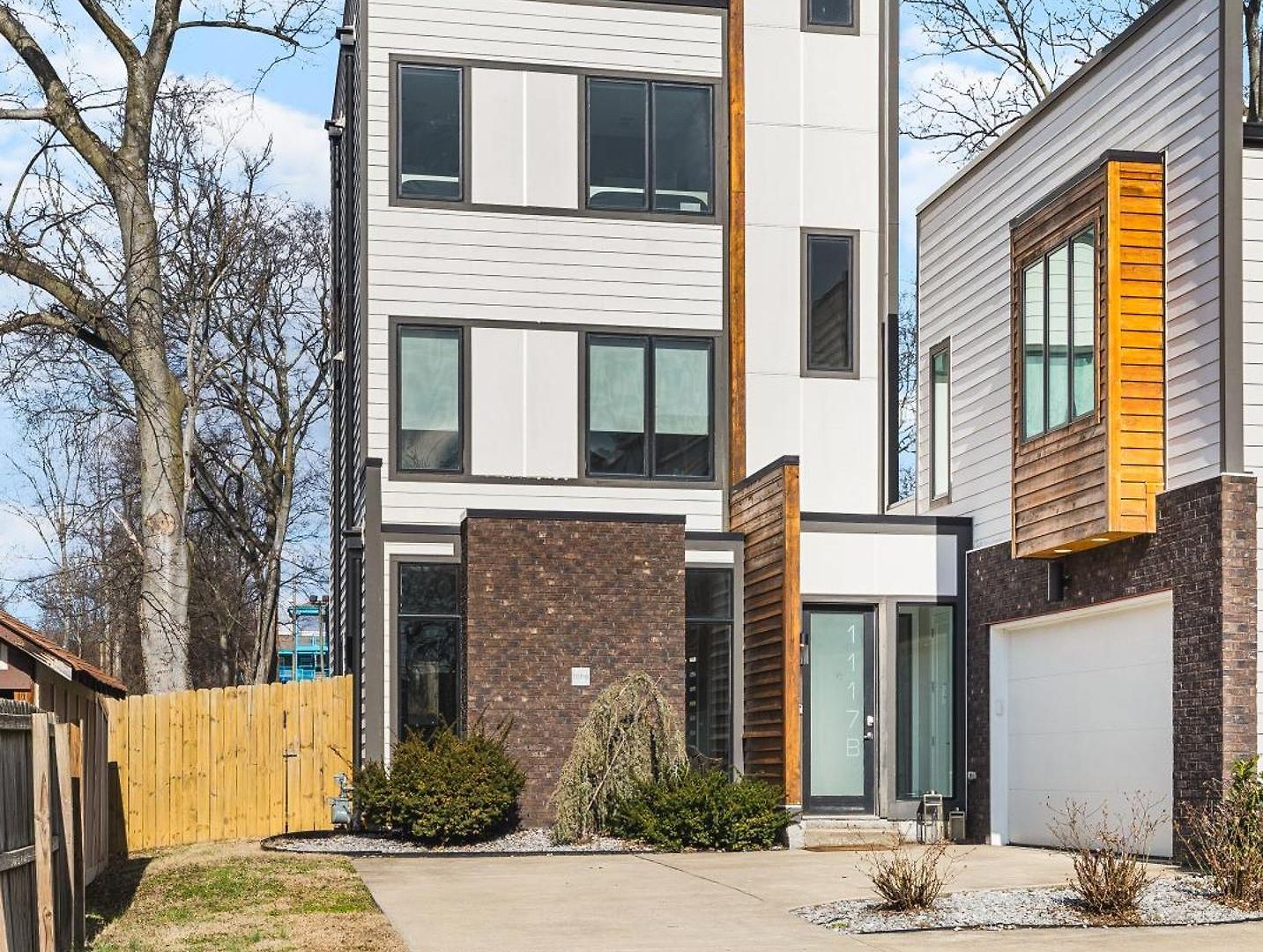 Modern Luxury Rooftop Deck, 3 Mi To Downtown Holiday home *