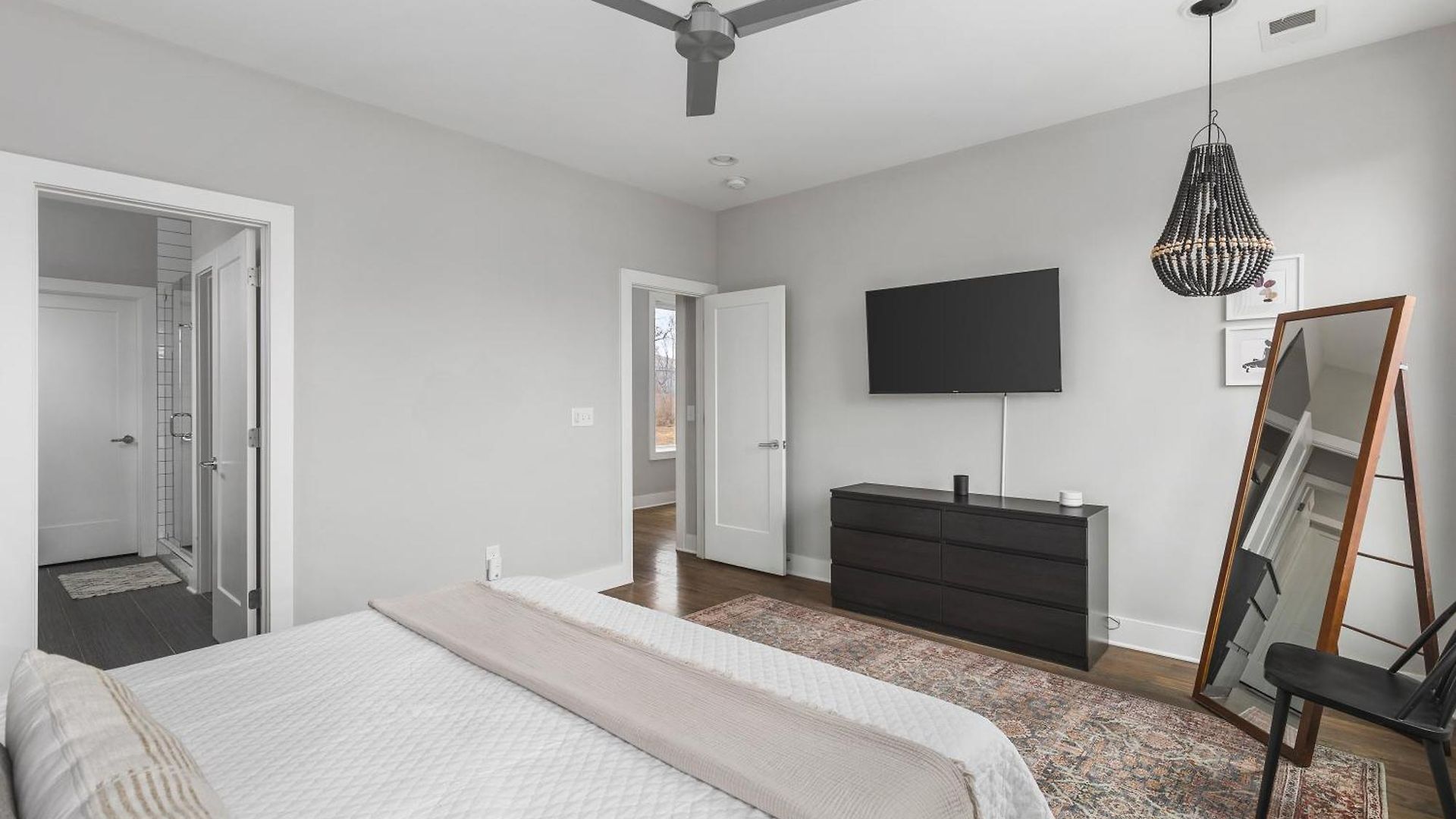 Holiday home Modern Luxury Rooftop Deck, 3 Mi To Downtown Nashville