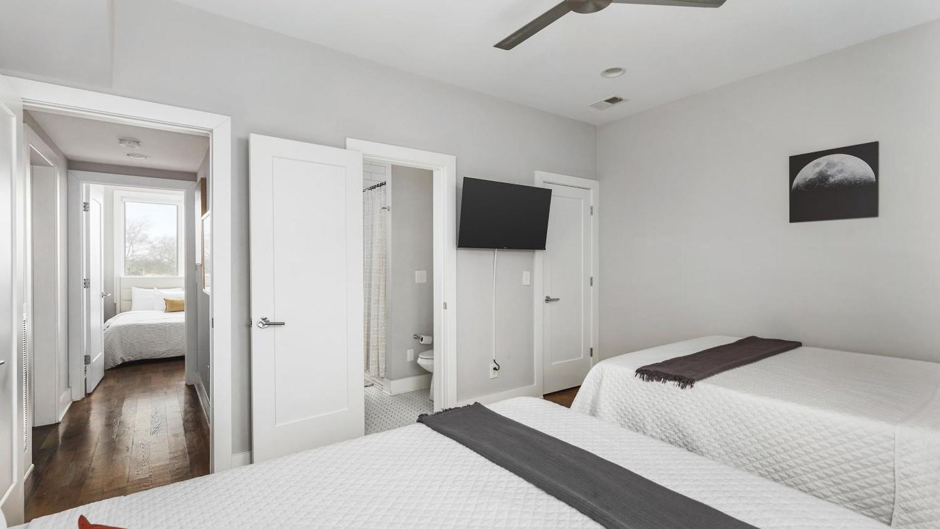 Modern Luxury Rooftop Deck, 3 Mi To Downtown