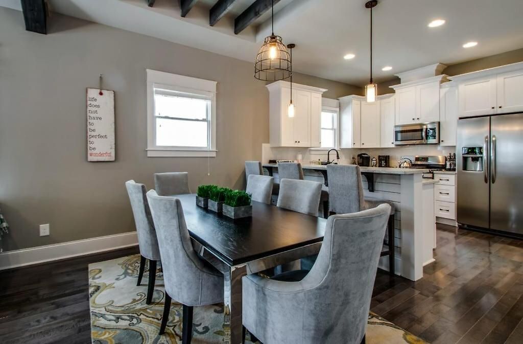 1-story Family With Fenced Yard, Grill, Parking, Sleeps 10, 5 Mins To Five Points & Nissan Stadium, Smart Tvs, Pet-friendly Yard, Patio For Bbqs, Ideal Getaway For Families, 24 Hr Hospitality * Nashville