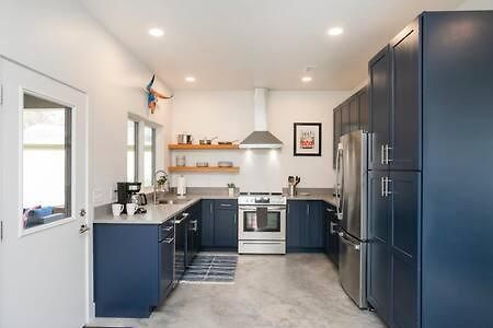 Ada Accessible Dog Friendly With Patio, Yard Ample Parking, Great For Families, 12 Mins To Broadway, 12south, Geodis Park, 24 Hr Hospitality
