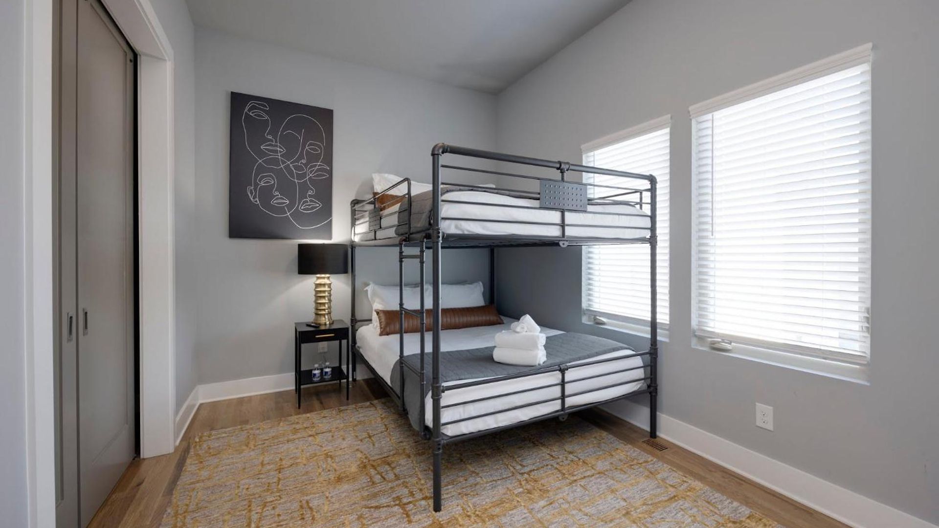 Rooftop Skyline Views Dt Nash Sleeps 12 *