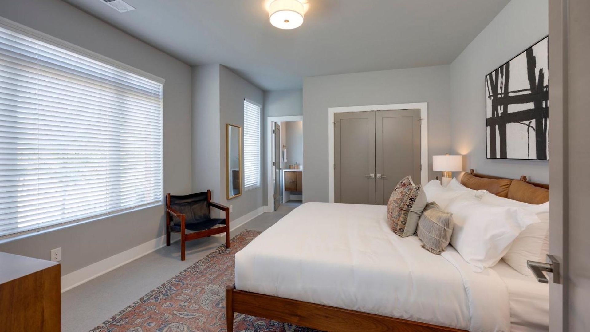 Rooftop Skyline Views Dt Nash Sleeps 12 Nashville