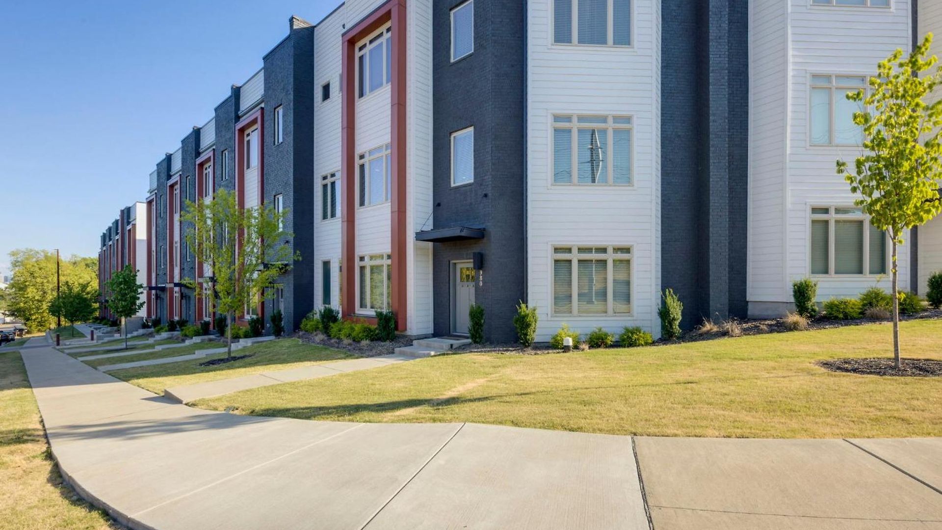 Holiday home Rooftop Skyline Views Dt Nash Sleeps 12