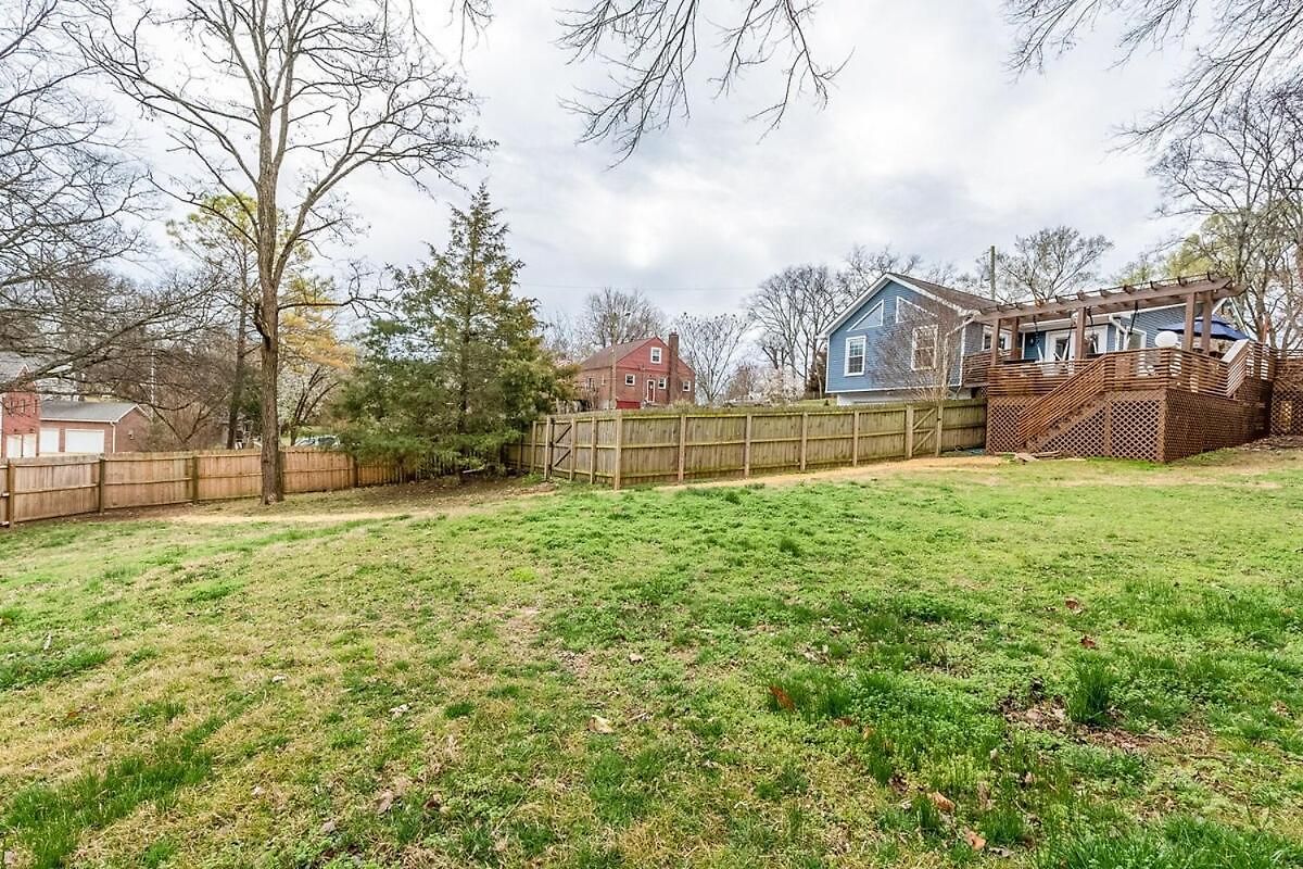 Historic East Nash Sleeps 6 Holiday home *