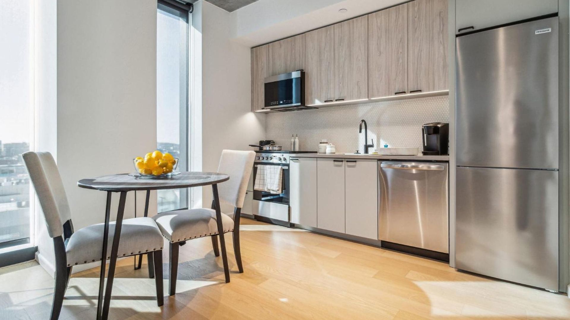 Contemporary City Living In *