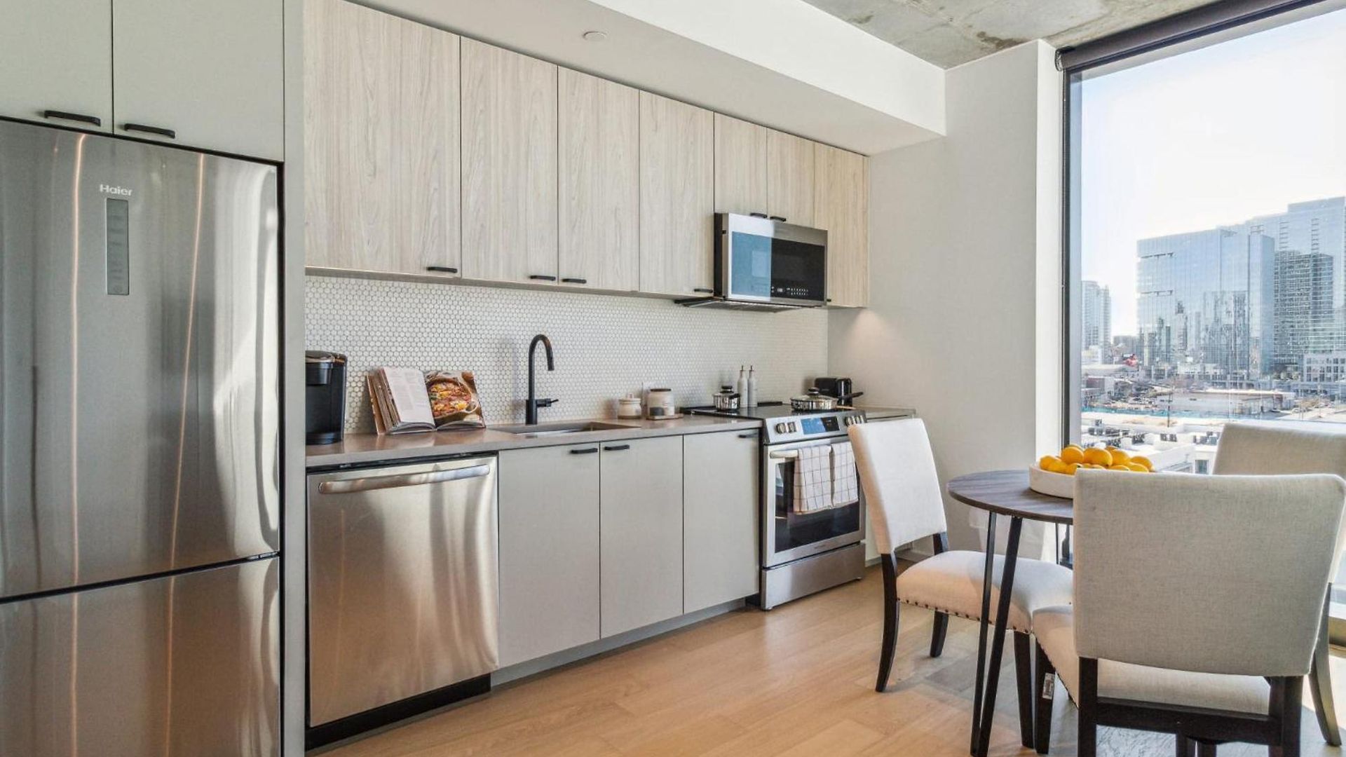 Contemporary City Living In Apartment