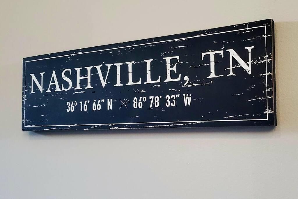 Music Row W Free Parking Nashville