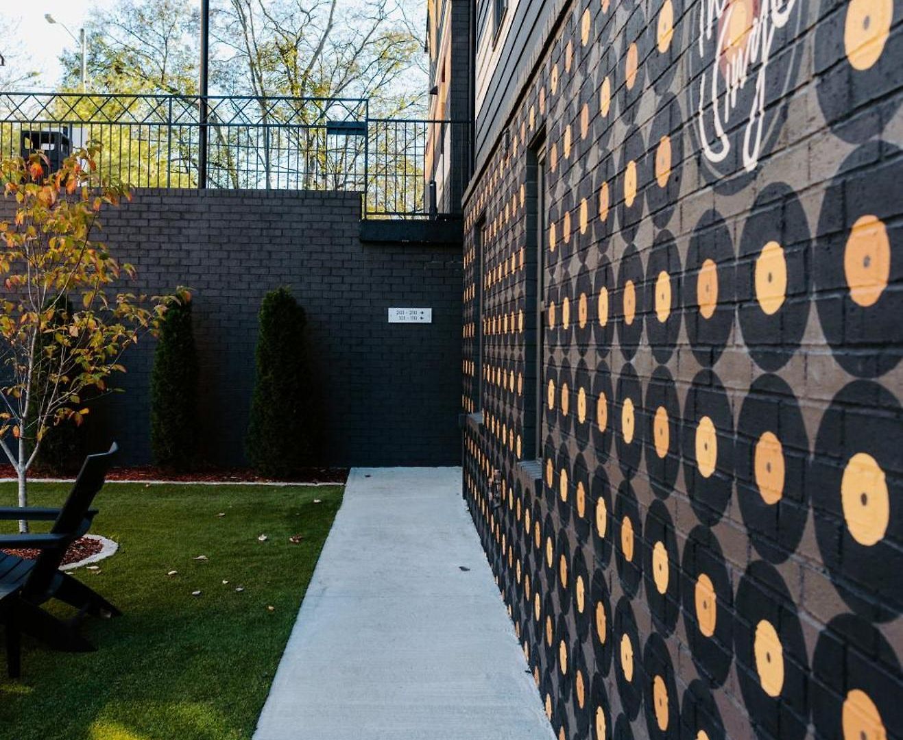 The Vinyl At Music Row - 1 Bedroom Apartment