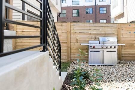 The Waylon - Newly Redesigned, Rooftop With Sauna Holiday home Nashville