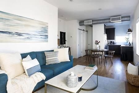 The Finley Loft - Quite Located In The Nations! Holiday home *