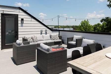 6 Bed With En Baths, Host Up To 20, Rooftops, Parking, Gourmet Kitchens, Cozy Living Spaces, Skyline Views & Fire Table, Near Downtown, Distilleries & Marathon Village, High-speed Wi-fi, 24hr Hospitality * Nashville