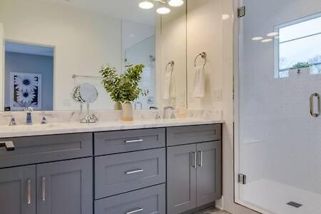 7br Retreat, Rooftops, Garages, Walkable To Faves 5 Mins To Nissan Stadium, Less Than 10 Mins To Broadway, 24 Hr Hospitality, Great For Groups Nashville