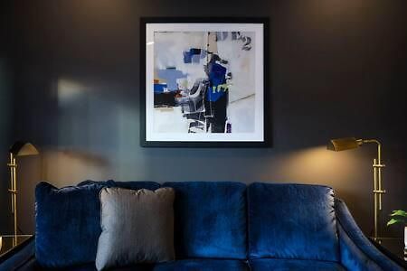 Holiday home Stylish 4 Bed, Skyline Views From Rooftop, Garage , Gourmet Kitchen, Cozy Living Space, Dedicated Parking, Near Distilleries, Marathon Village & Nightlife, Chic Skyline Views, Great For Groups, 24 Hour Hospitality
