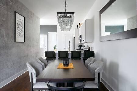 Hillsboro Village Rooftop Retreat With Views, Sleep 12 With Gourmet Kitchen, Smart Tvs & Garage, Walk To Vanderbilt, Pancake Pantry And Boutique Shopping, Minutes To Broadway, 12 South And The Parthenon, Perfect For Groups, 24hr Hospitality Holiday home Nashville