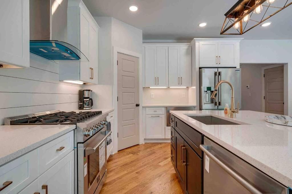 Luxurious In The Heart Of Downtown