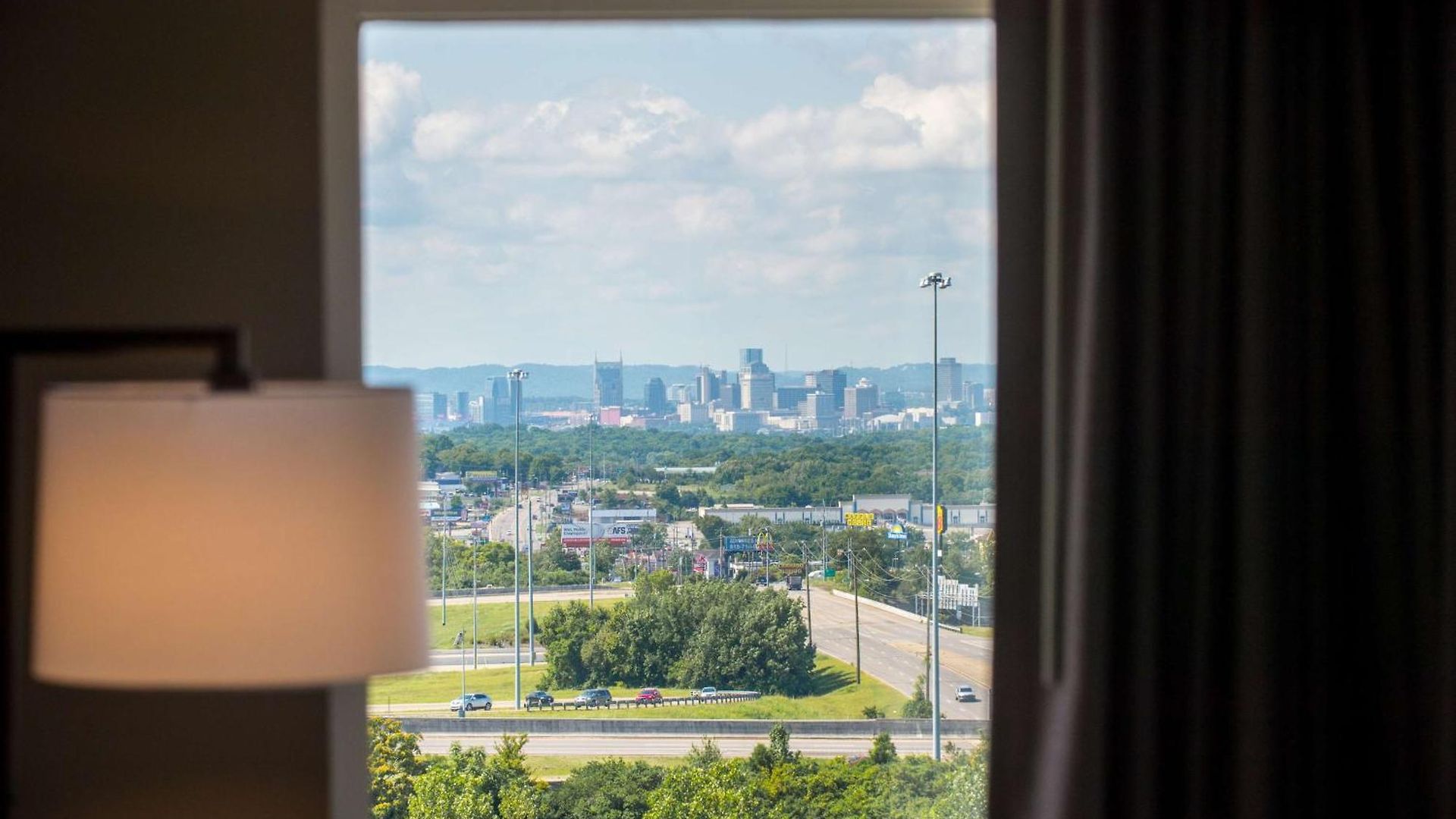 Hampton & By Hilton North Skyline 3*