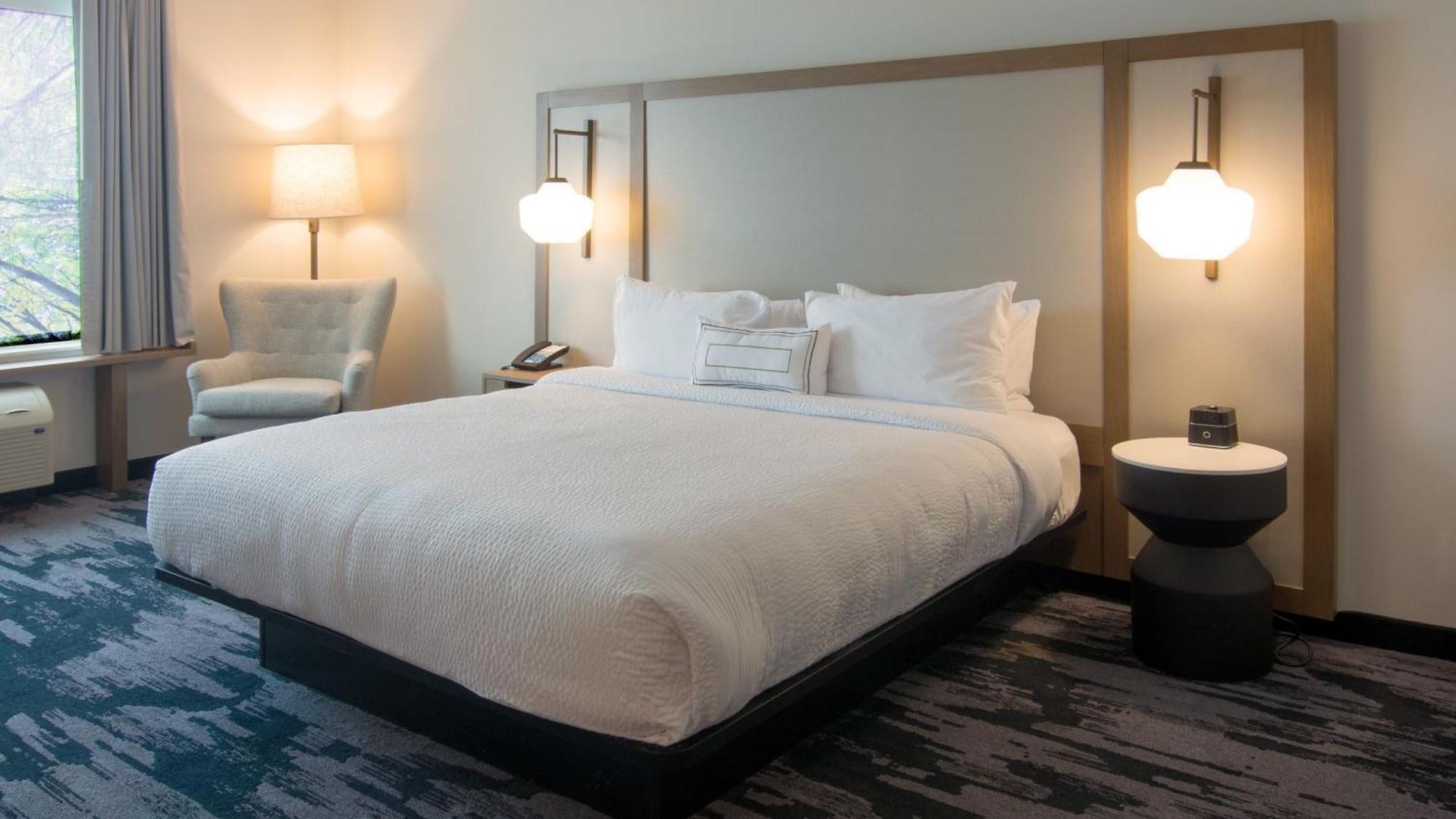 Hotel Fairfield & By Marriott Airport